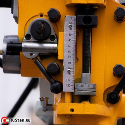 FHX-55PD фрезерный станок с УЦИ фото №6 FHX-55PD фрезерный станок с УЦИ фото №6