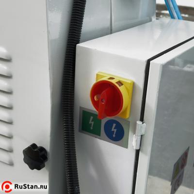 FHV-50PD универс. фрезерный станок с цифр. измер. фото №6 FHV-50PD универс. фрезерный станок с цифр. измер. фото №6