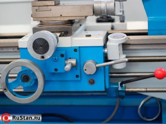 Настольный токарный станок WM330 - Суппорт фото №3 Weiss Machinery WM330/1000 фото №3