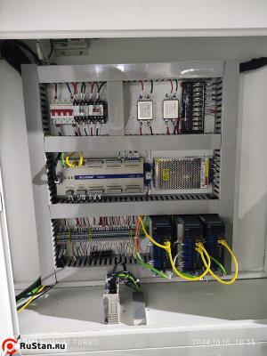 Электрошкаф Raptor RFL3030 (300х300мм Raycus 1,5 кВт) фото №7 Электрошкаф Raptor RFL3030 (300х300мм Raycus 1,5 кВт) фото №7