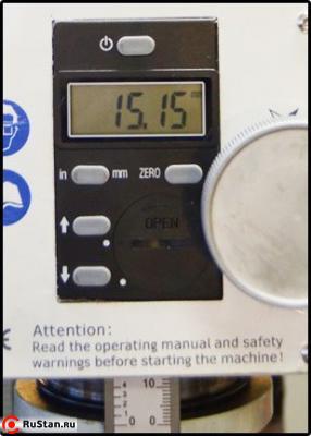 Система индикации положения инструмента позволяет выбирать ход пиноли с точностью до сотых долей миллиметра. фото №19 BF 20 Vario фото №19