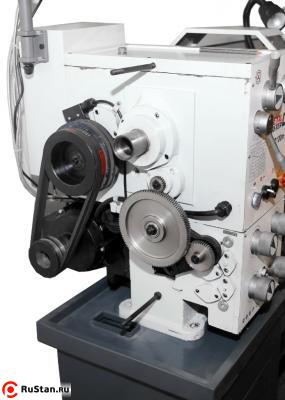 Под защитной крышкой шпиндельной бабки расположены приводные шкивы и гитара зубчатых колес. фото №16 METAL MASTER X32100M фото №16