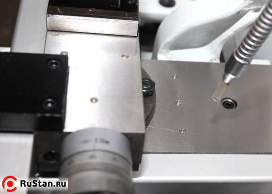 Все подвижные части станка оснащены тавотницами. фото №6 METAL MASTER X3275M фото №6