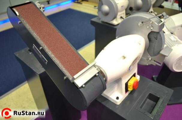 Ленточно-шлифовальный станок Optimum BSM 150 - рабочая зона-2 фото №12 Opti SM250 SL фото №12