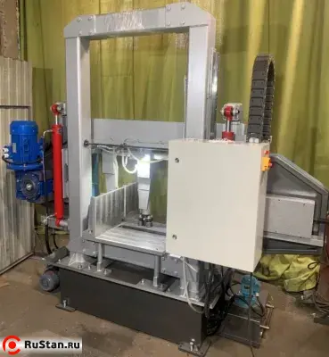 Колонный ленточнопильный станок по металлу SL550 фото №2 SL550 фото №2