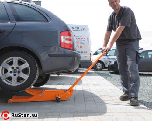 Удобная работа. Подъем автомобиля с любой стороны. фото №2 Удобная работа фото №2