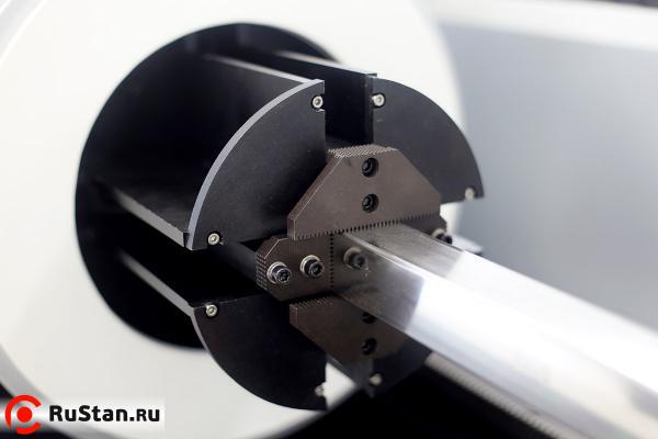 Станок для лазерной резки труб BODOR T230-1000W MAX фото №3 BODOR X160-1000W MAX фото №3