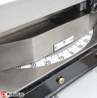 Для удобства нарезания конусов на станке предусмотрена возможность поворота верхней продольной салазки на угол ±60° фото №13 METAL MASTER Z51200 DRO RFS фото №13