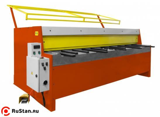 Гильотина электромеханическая STALEX Q11-2х2550NC фото №2 Q11-2х2550NC фото №2